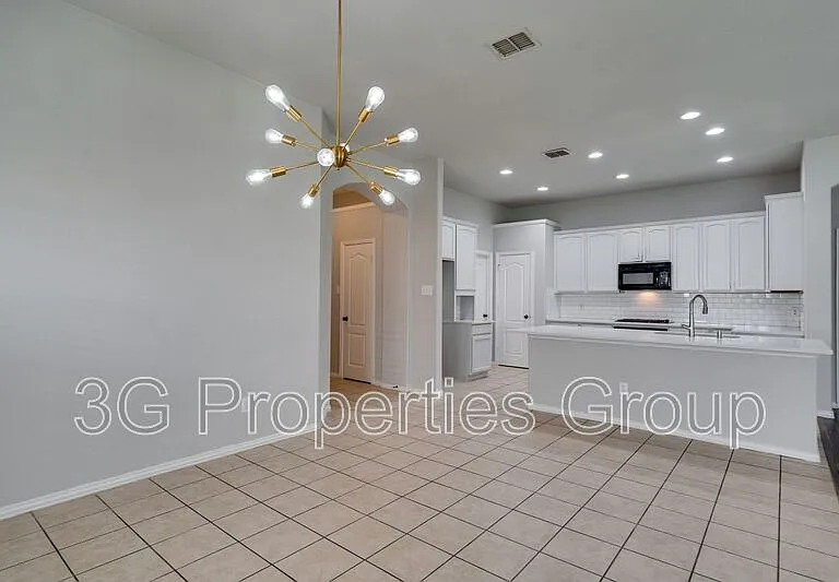 2348 Morning Dew Dr — Photo 10