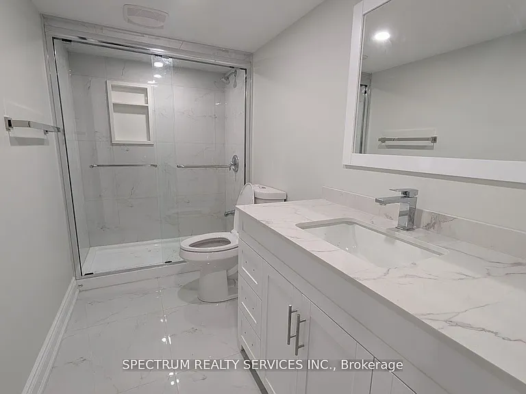 1525 Cranberry Cres #BASEMENT — Photo 8