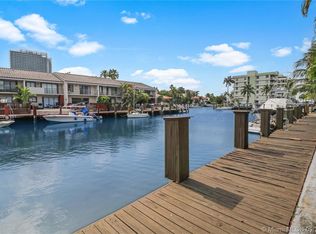 16484 NE 27th Ave #51, North Miami Beach, FL 33160