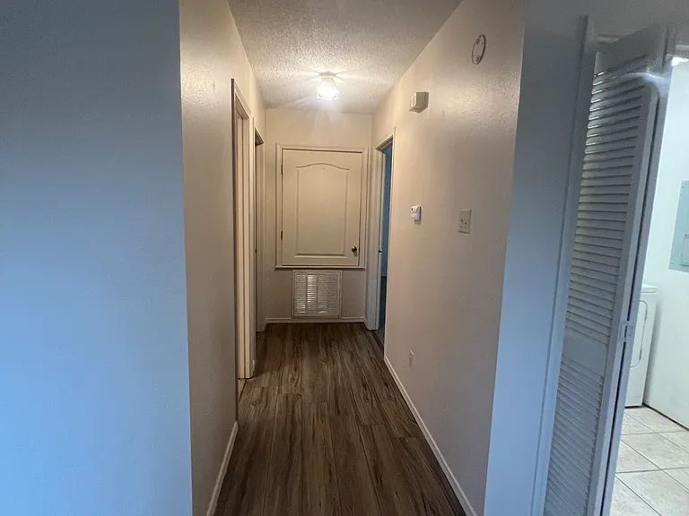 301 Wildwood Cir — Photo 10