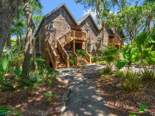 4290 Mariners Watch Dr, Johns Island, SC 29455