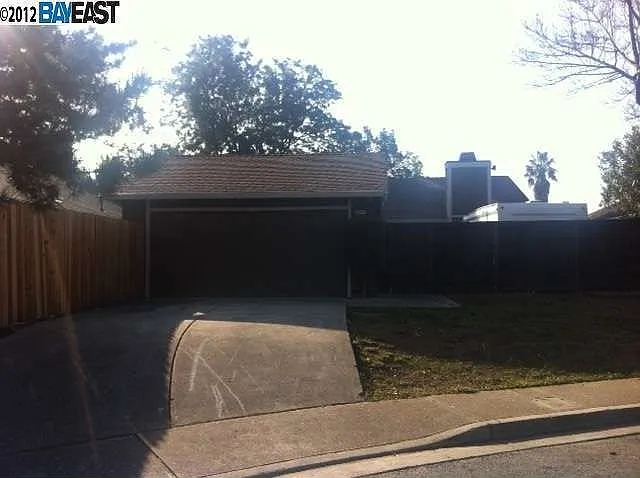 2267 Lynbrook Ct photo 1