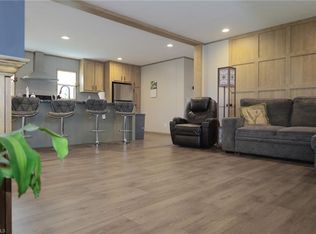 6907 Wright Rd, Thomasville, NC 27360