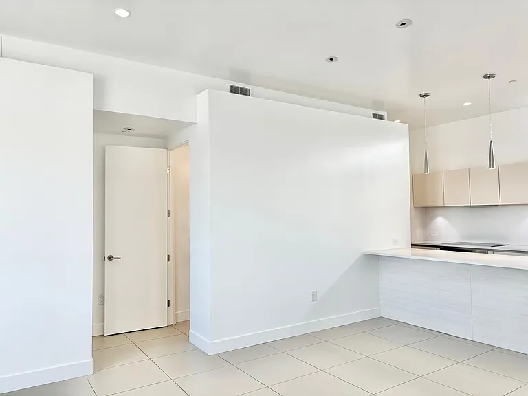 7301 E Minnezona Ave #1007 — Photo 18