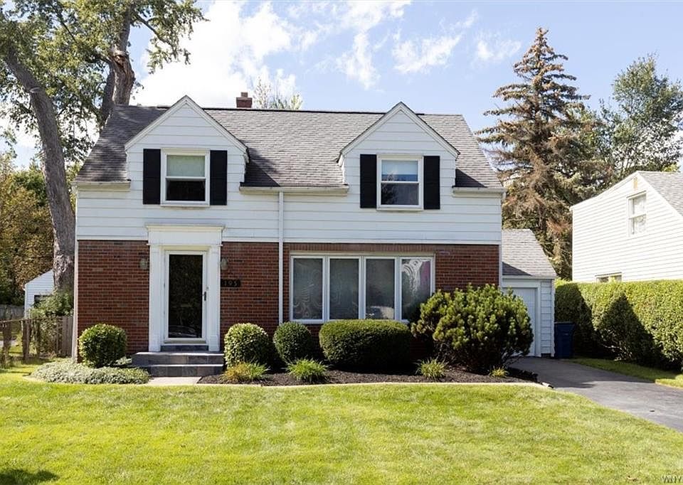 1st image of 195 Walton Dr