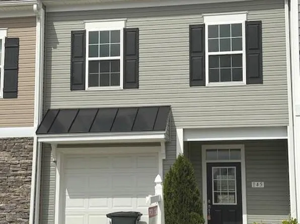 145 Oflannery Ct, Martinsburg, WV 25403