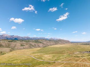 955 Red Tail Butte Rd, Jackson, WY 83001