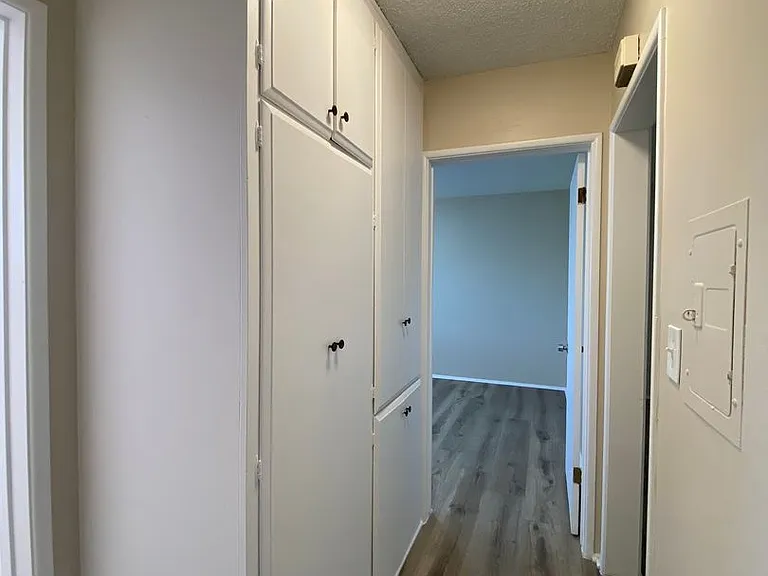 1116 Bennett Ave — Photo 7