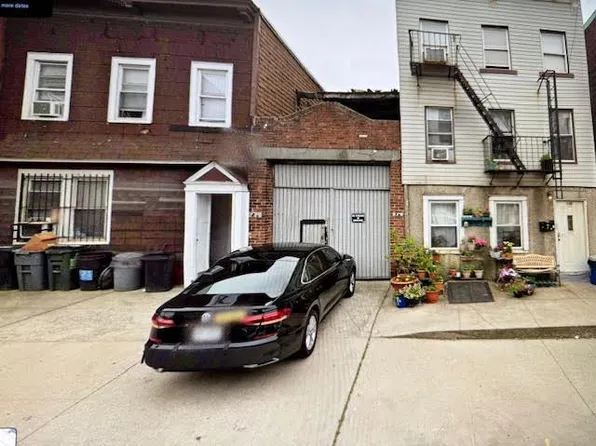 156 21st Street image 1 of 1