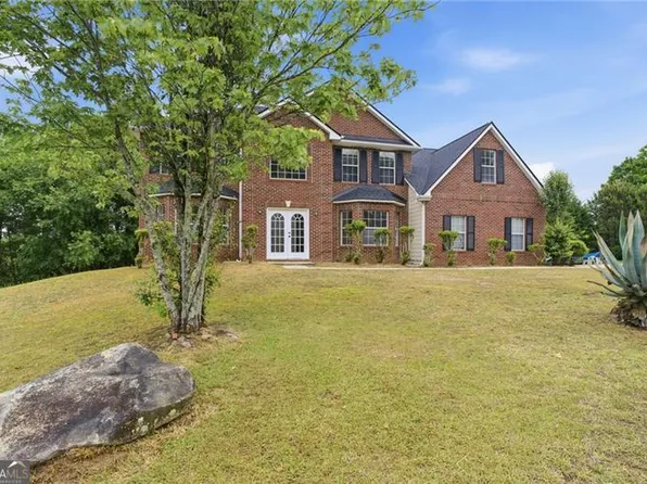 1592 Rogers Crossing Dr, Lithonia, GA 30058