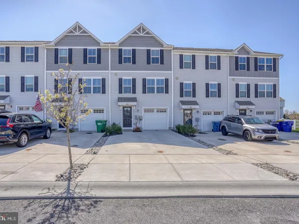 466 Sitka Spruce Ln, Townsend, DE 19734