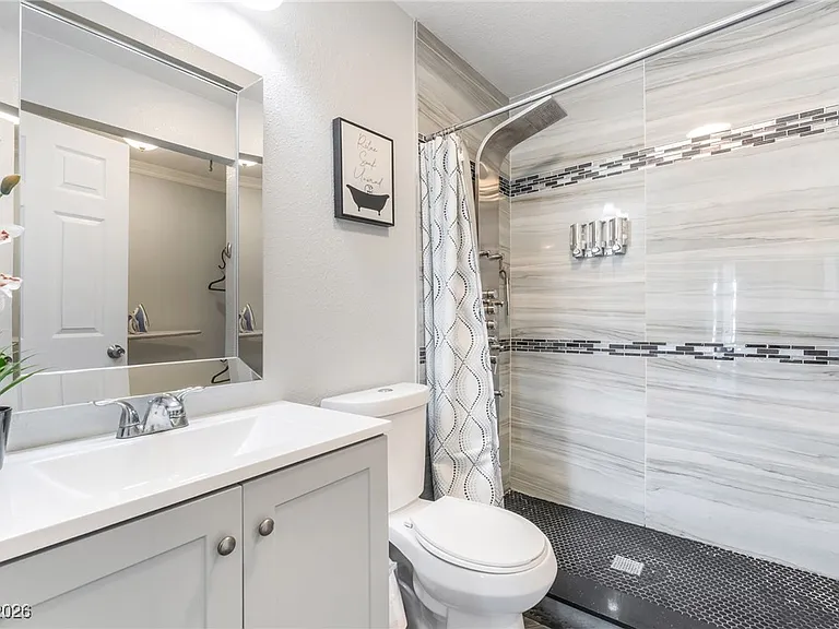 2419 Vegas Valley Dr — Photo 23