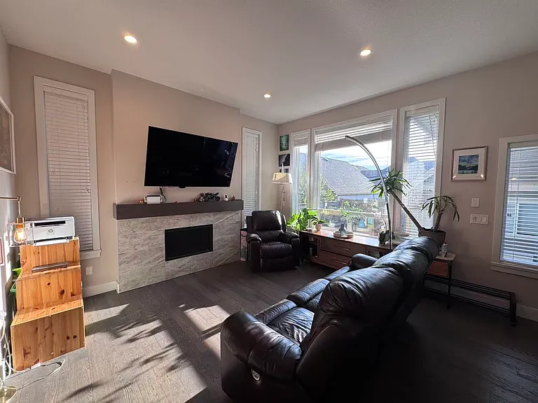 165b St — Photo 4