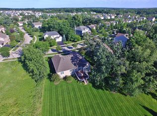 2501 Savanna Dr, Wauconda, IL 60084