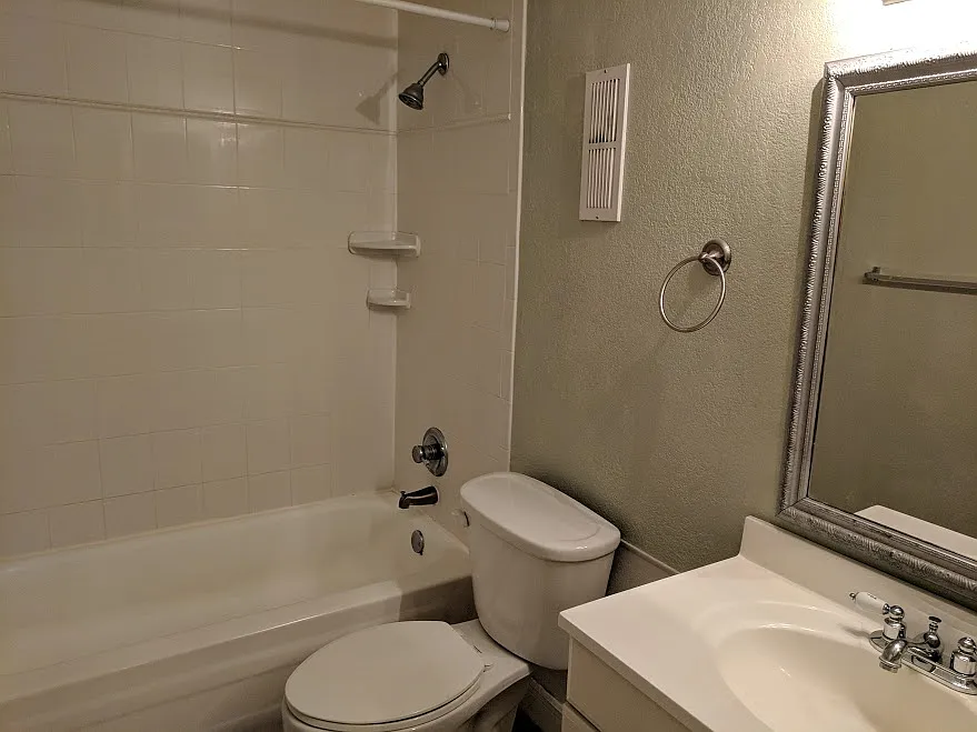 Charming Townhome — Photo 2