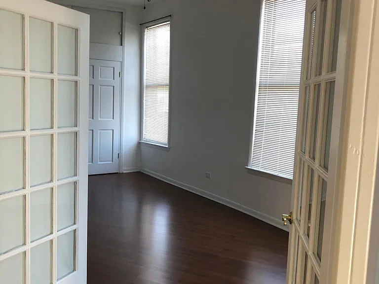2439 W Grand Ave #2F — Photo 34