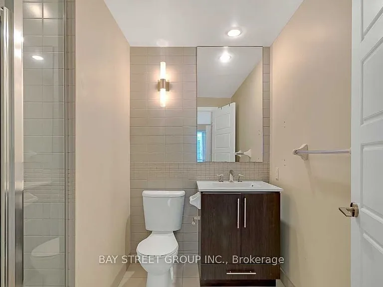 28 Linden St #1206 — Photo 8