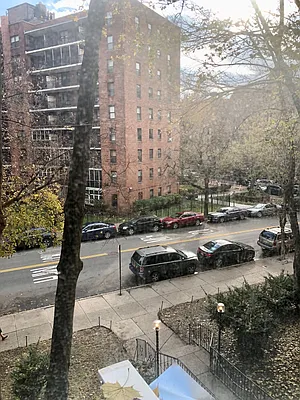 Rented by Keller Williams NYC | media 22