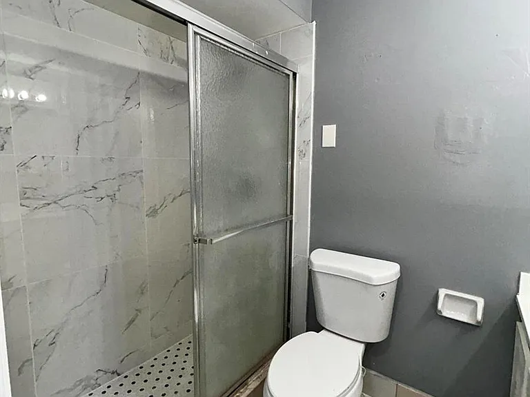 11983 Shakerwood Ln — Photo 25