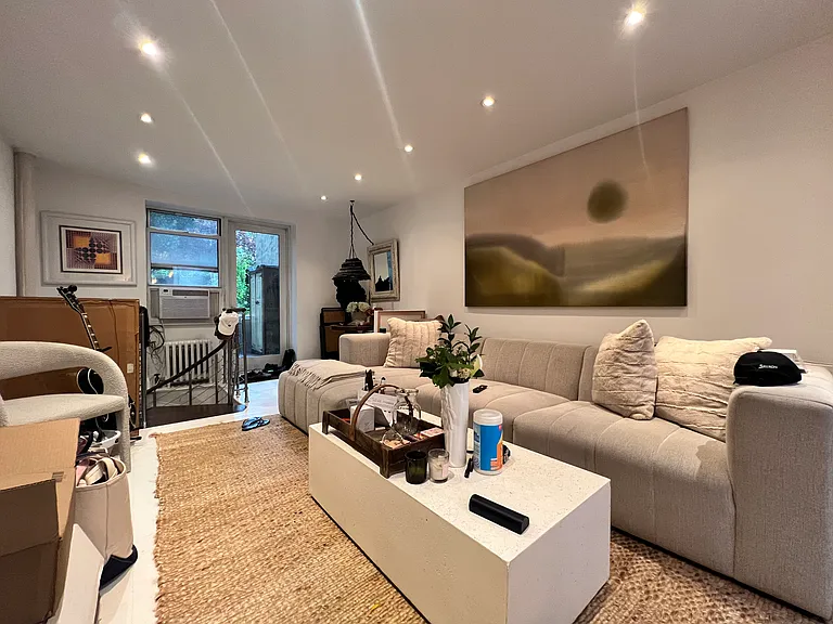 72 Irving Pl #1 — Photo 2