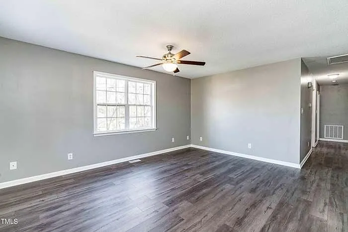 526 Mill St — Photo 5