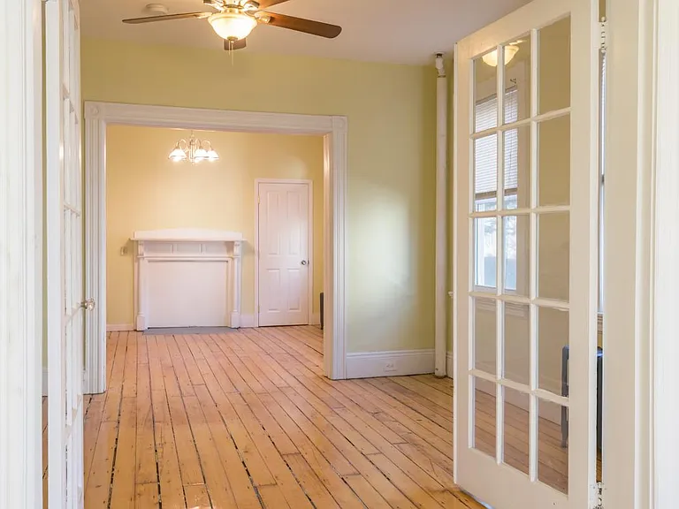 134 S Angell St — Photo 9