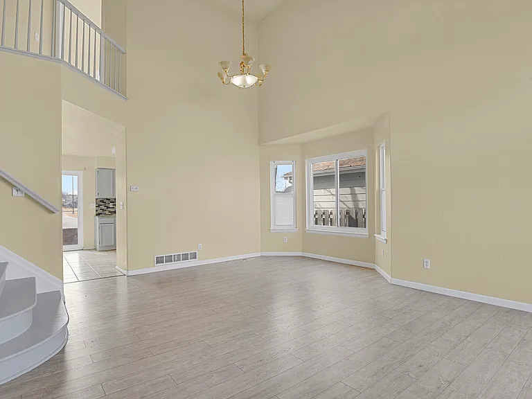 2585 S Truckee Way — Photo 13