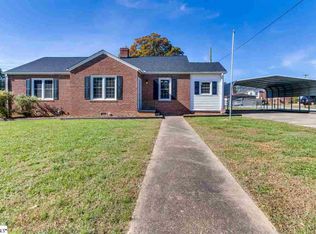 202 Duke St, Greer, SC 29650