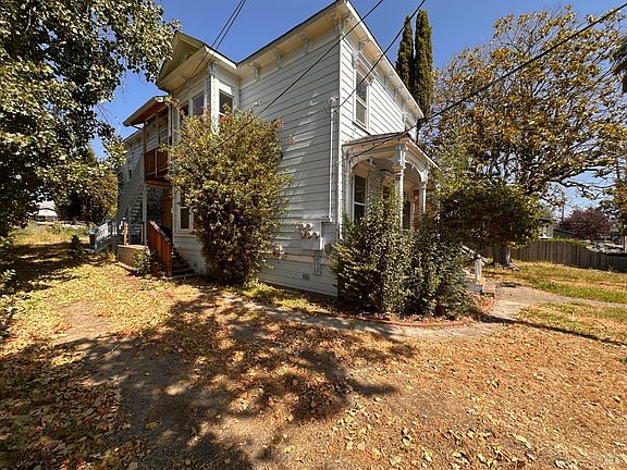 3rd image of 131 Coombs Street