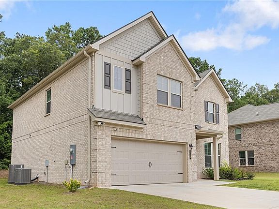 2nd image of 116 Cabin Way