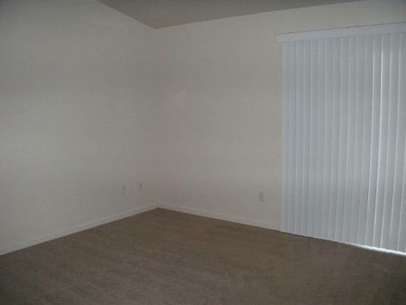 4th image of 5791 Rose Brook Dr