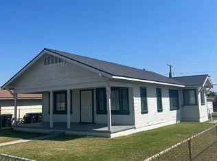 410 E B St, Colton, CA 92324