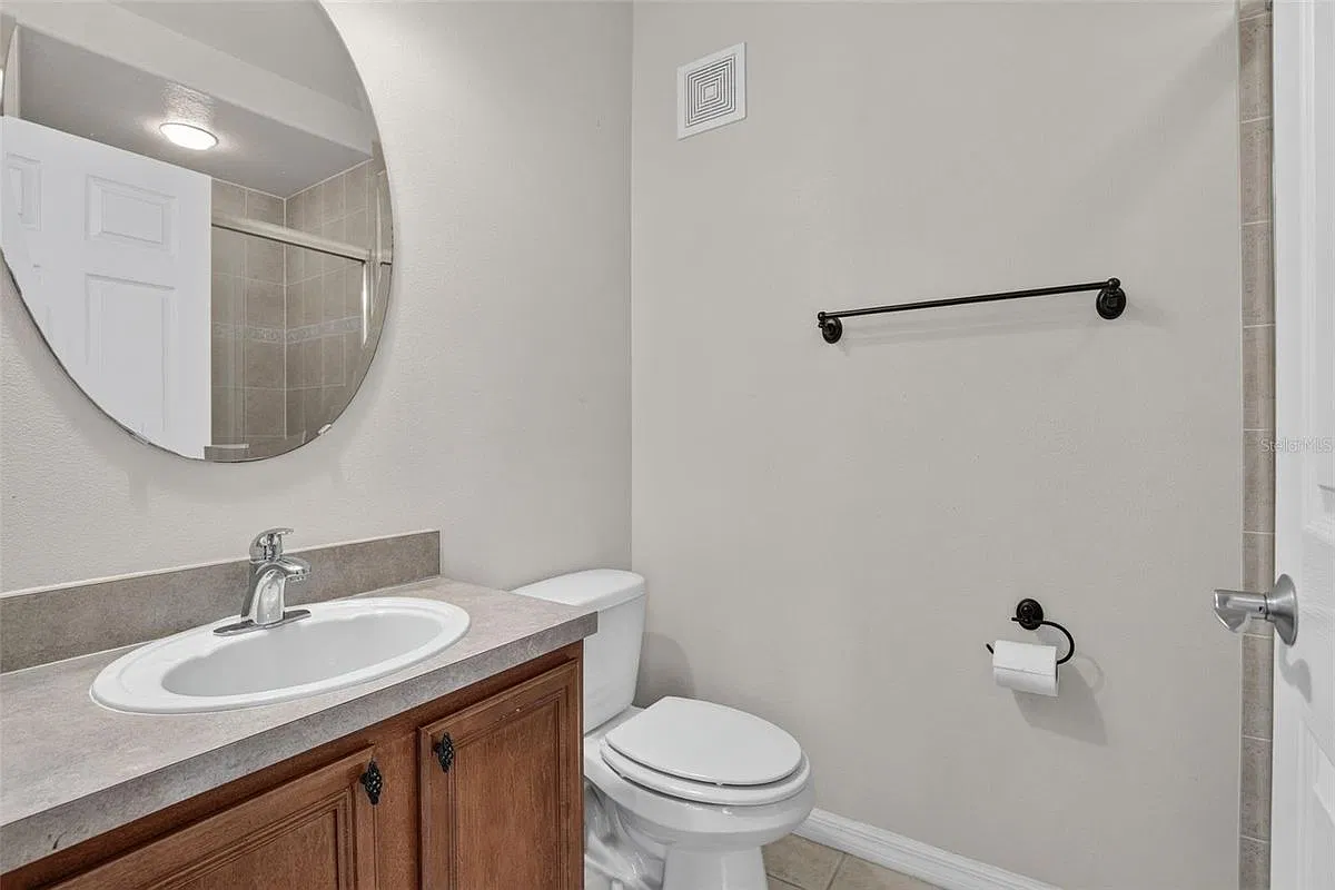 1383 Chatfield Pl — Photo 3