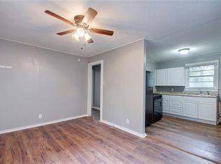 3203 E 17th St #B, Austin, TX 78721