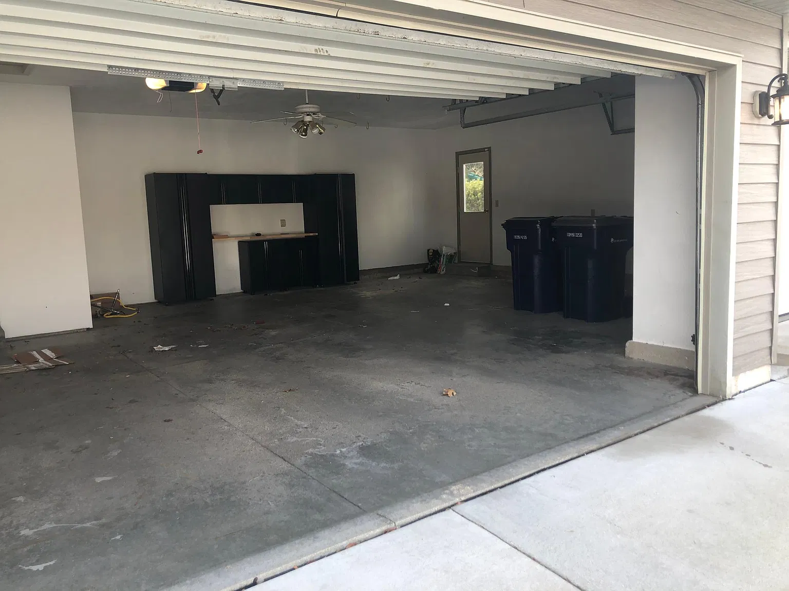 3 bed, 3.5 bath, 2479 sqft, $3,000 — Photo 3