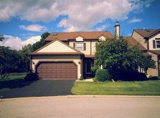 335 Ascot Ln, Streamwood, IL
