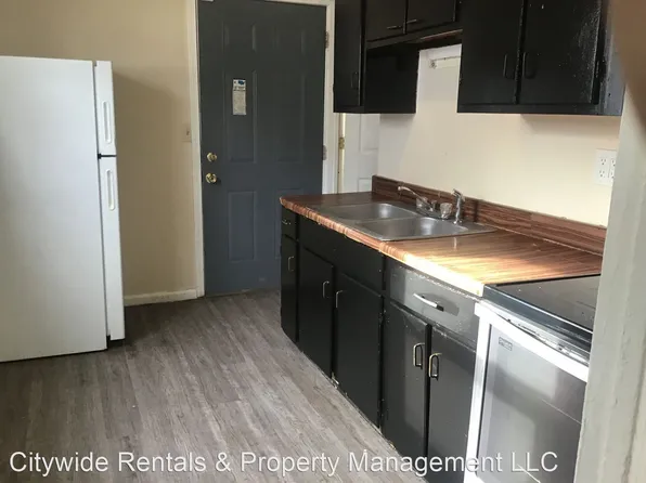 5255 N 28th St, Milwaukee, WI 53209