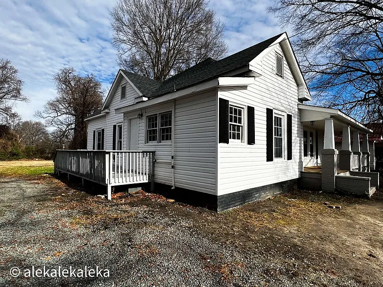 1113 W Webb Ave — Photo 17