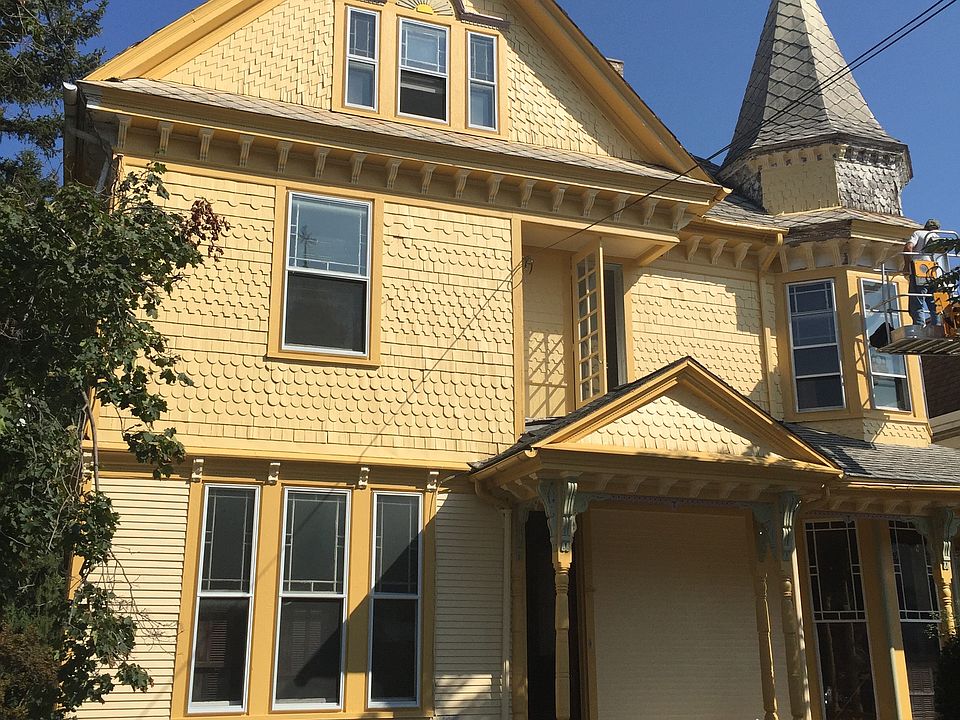 1st image of 351 W Ave