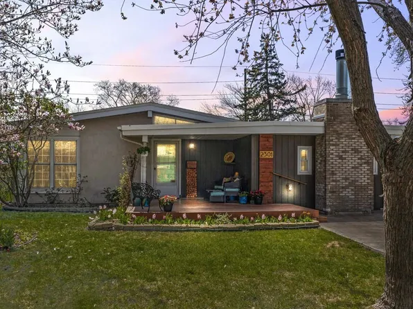 2301 Fulle St, Rolling Meadows, IL 60008