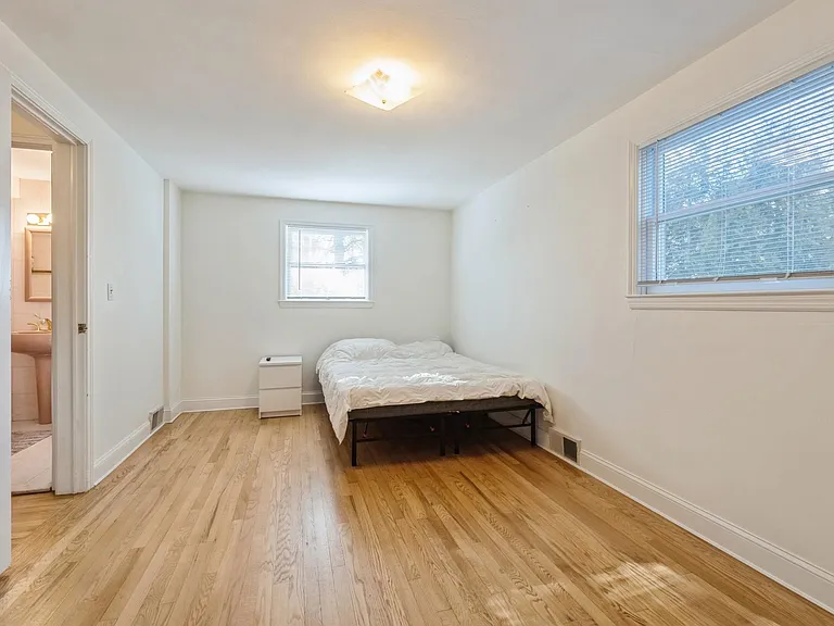 56 Morningside Ave — Photo 7