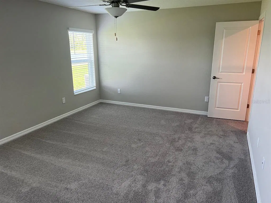 4 bed, 2.0 bath, 1841 sqft, $2,450 — Photo 2