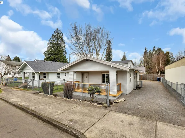 647 SE Russell St, Camas, WA 98607