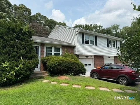 302 Berlin St