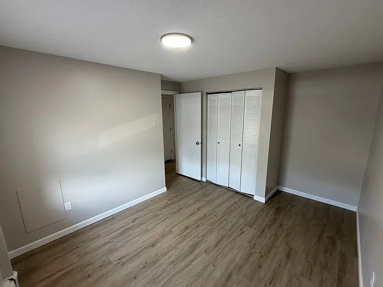 12 Lincoln St — Photo 14
