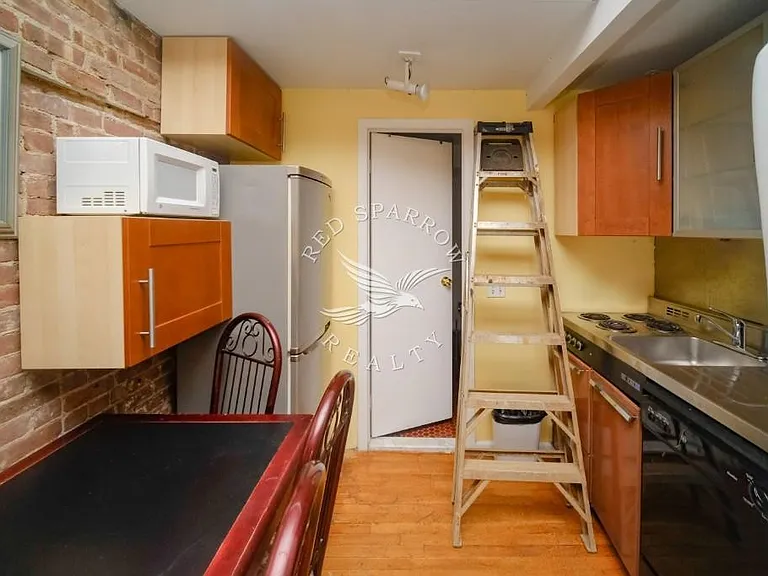 67 W 83rd St #3R — Photo 8