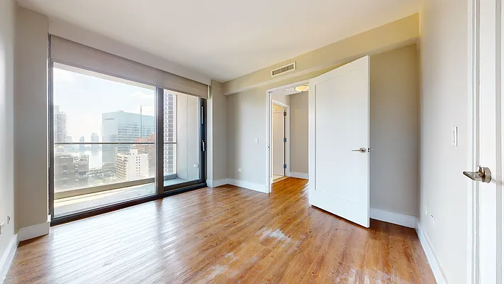 Rented by Bond New York | media 56