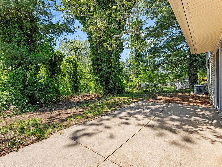 6 Pensdale Ln — Photo 24