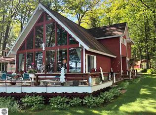 104 Snowbell Dr, Roscommon, MI 48653