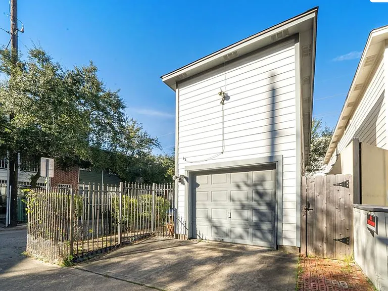 1419 Cleveland St — Photo 15